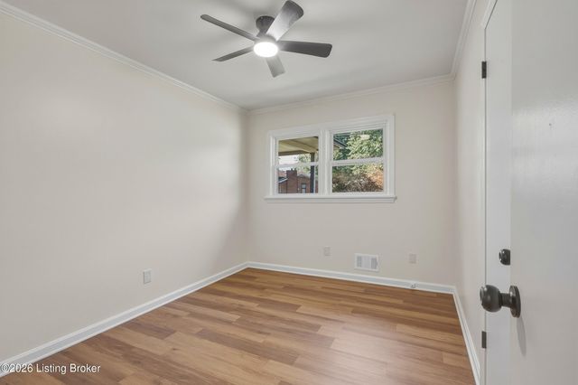 6021 Princess Way, Louisville, KY 40219