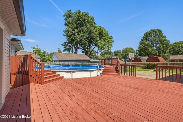 6021 Princess Way, Louisville, KY 40219