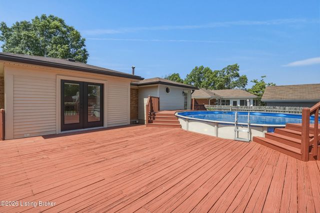 6021 Princess Way, Louisville, KY 40219