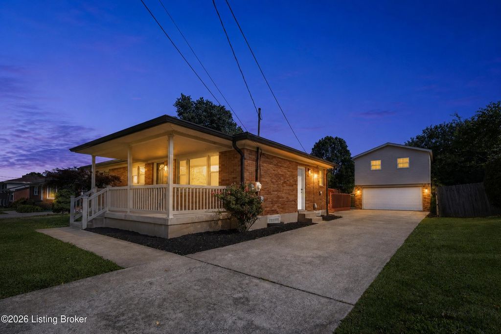 6021 Princess Way, Louisville, KY 40219