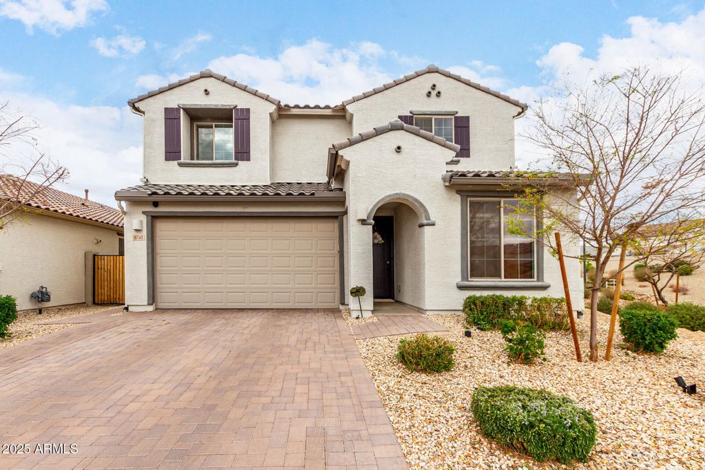 8740 W SAN MIGUEL Avenue, Glendale, AZ 85305 — exterior