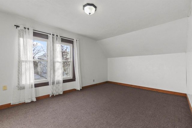 17 W COTTON STREET, Fond Du Lac, WI 54935