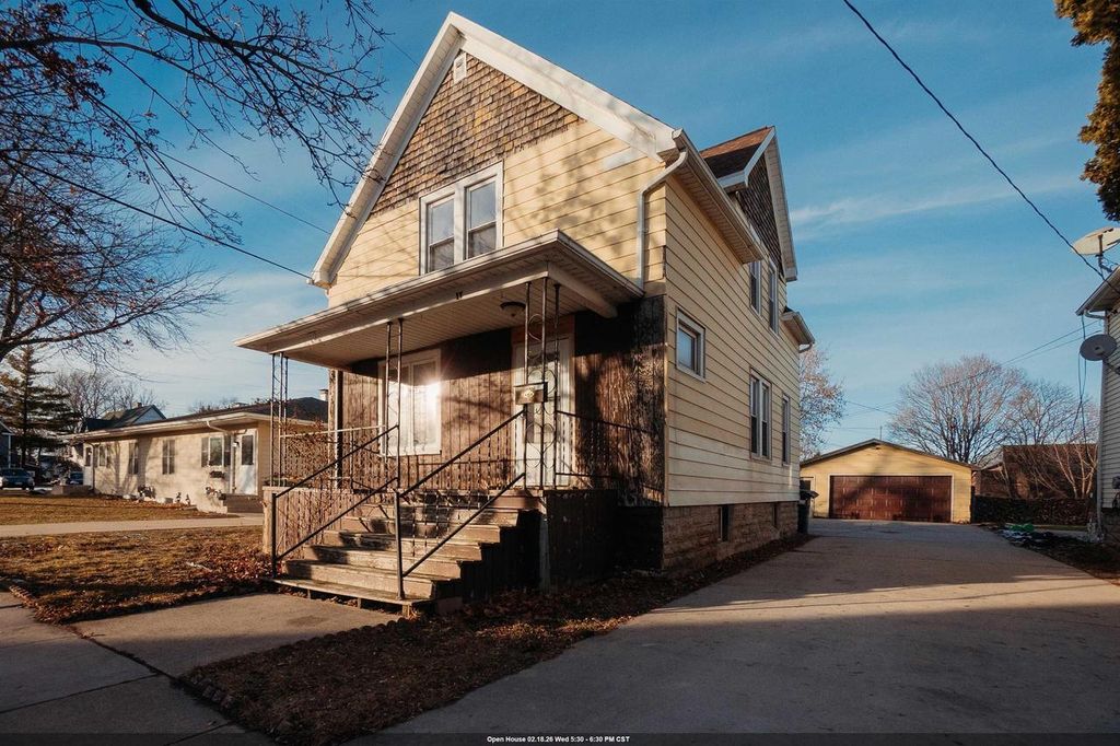 17 W COTTON STREET, Fond Du Lac, WI 54935