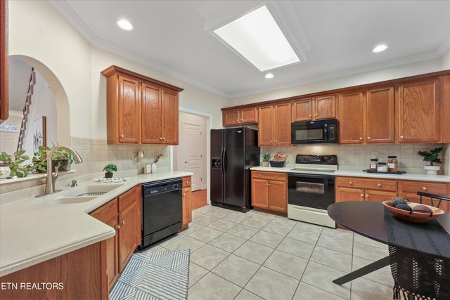 316 English Station Rd, Knoxville, TN 37934