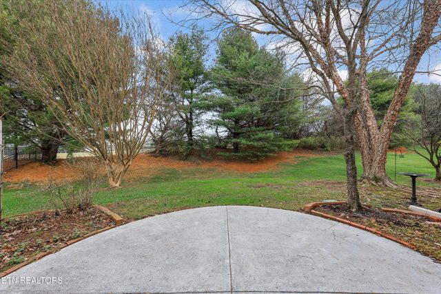 316 English Station Rd, Knoxville, TN 37934