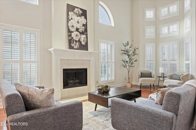 316 English Station Rd, Knoxville, TN 37934