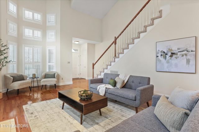 316 English Station Rd, Knoxville, TN 37934