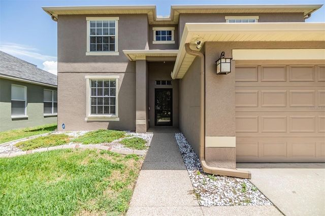 8219 CANTERBURY LAKE BOULEVARD, Tampa, FL 33619