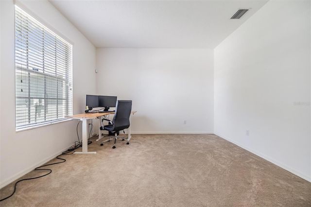 8219 CANTERBURY LAKE BOULEVARD, Tampa, FL 33619