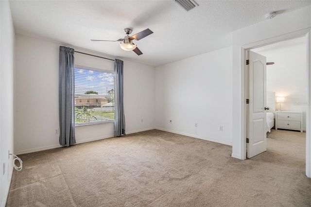 8219 CANTERBURY LAKE BOULEVARD, Tampa, FL 33619