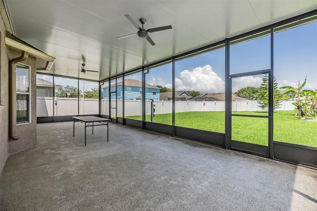 8219 CANTERBURY LAKE BOULEVARD, Tampa, FL 33619