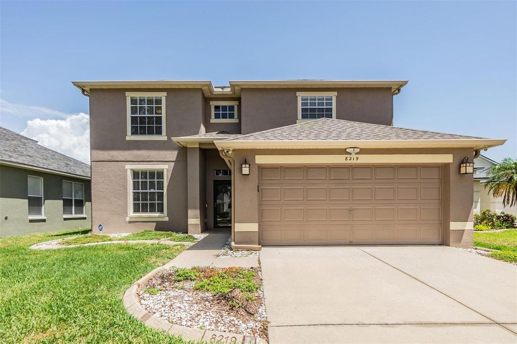 8219 CANTERBURY LAKE BOULEVARD, Tampa, FL 33619