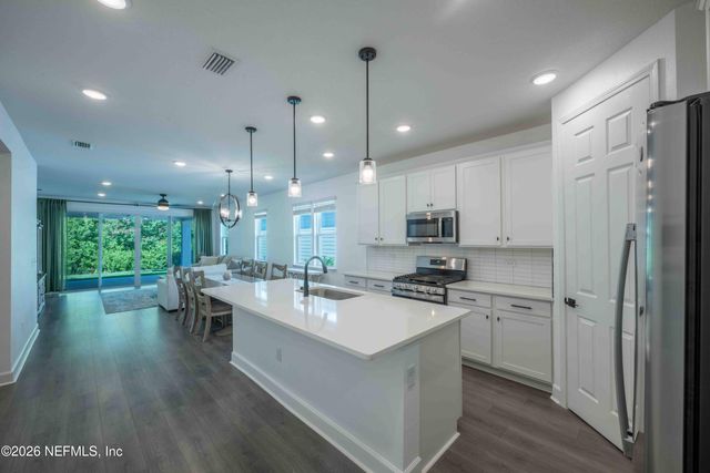 75557 BLACKBIRD Drive, Yulee, FL 32097