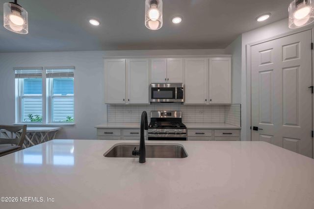 75557 BLACKBIRD Drive, Yulee, FL 32097
