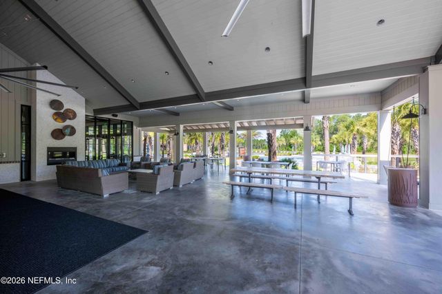 75557 BLACKBIRD Drive, Yulee, FL 32097