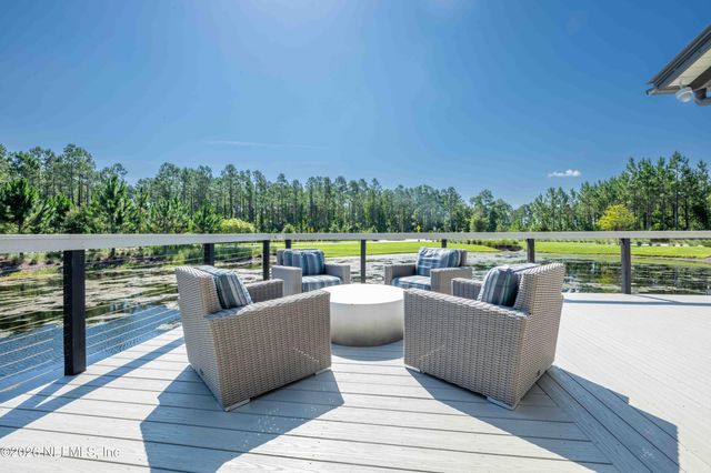 75557 BLACKBIRD Drive, Yulee, FL 32097