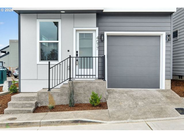 4077 Sw MCKINLEY St 37, Gresham, OR 97080