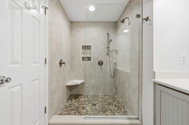 32 Spot Tail at Oystercatcher, Pawleys Island, SC 29585