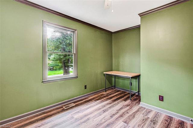 4918 Kaysboro Drive, Winston-salem, NC 27105