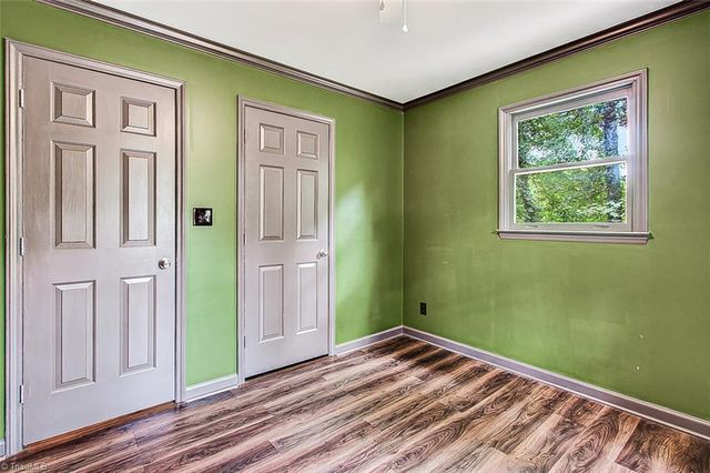 4918 Kaysboro Drive, Winston-salem, NC 27105