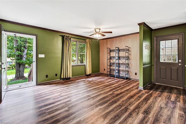 4918 Kaysboro Drive, Winston-salem, NC 27105