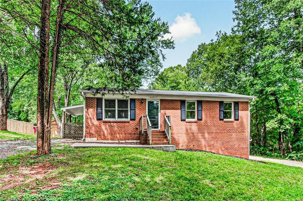 4918 Kaysboro Drive, Winston-salem, NC 27105