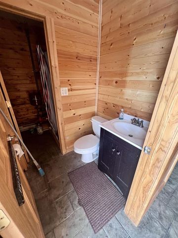 N11906 US HWY 141, Wausaukee, WI 54177