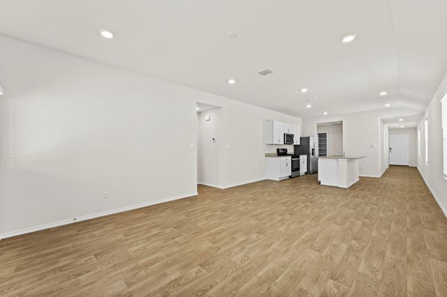 418 GALLAHER BND, Maxwell, TX 78656