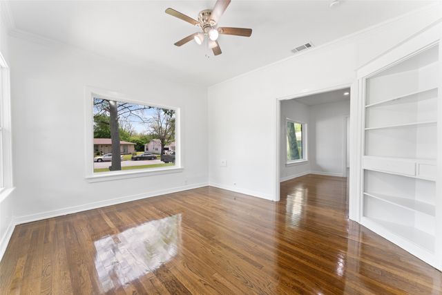2405 Monroe Street, Commerce, TX 75428