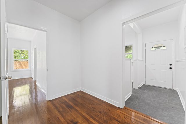 2405 Monroe Street, Commerce, TX 75428