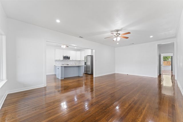 2405 Monroe Street, Commerce, TX 75428