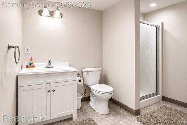 18535 Queensbury Drive, Livonia, MI 48152