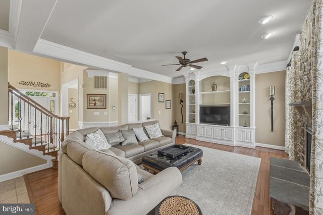 16553 LEVADE DR, Leesburg, VA 20176
