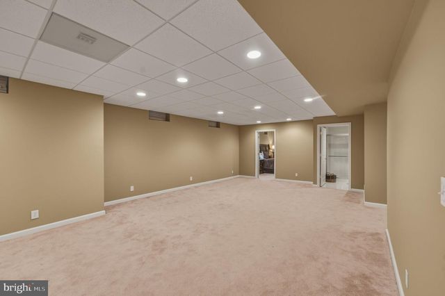 16553 LEVADE DR, Leesburg, VA 20176