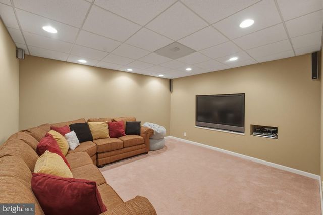 16553 LEVADE DR, Leesburg, VA 20176