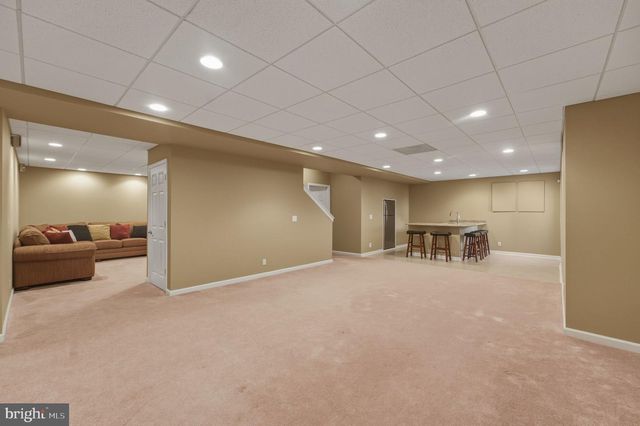 16553 LEVADE DR, Leesburg, VA 20176