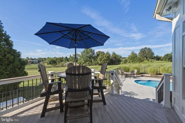 16553 LEVADE DR, Leesburg, VA 20176