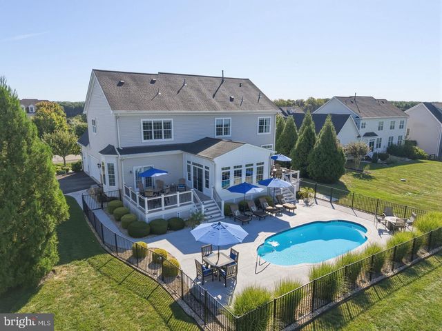 16553 LEVADE DR, Leesburg, VA 20176