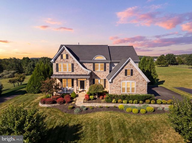 16553 LEVADE DR, Leesburg, VA 20176