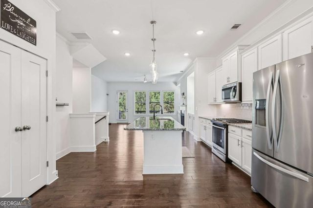 2154 Colvin Court NW, Atlanta, GA 30318