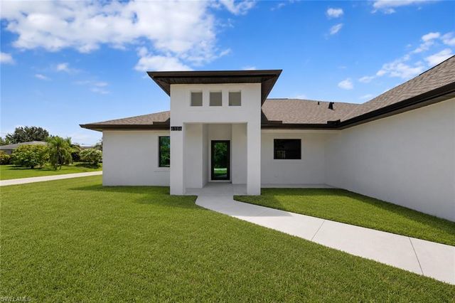 6156 Hughes AVE, Fort Myers, FL 33905