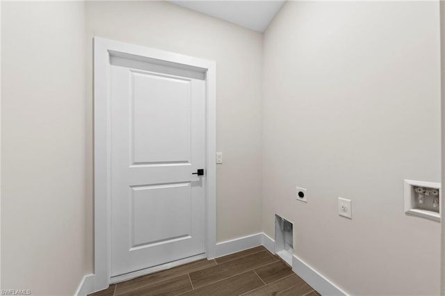 6156 Hughes AVE, Fort Myers, FL 33905