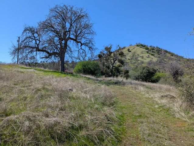 45288 Sand Creek Road, Yokuts Valley, CA 93675