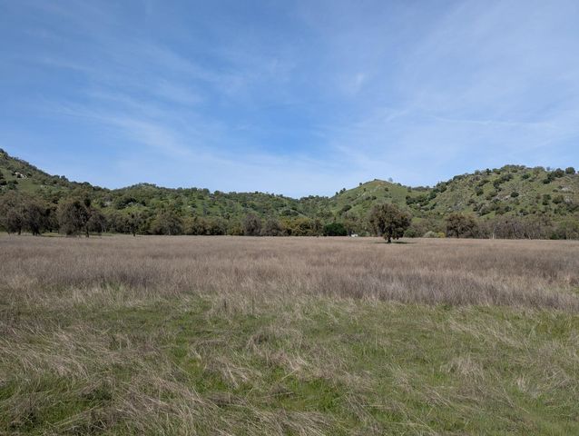 45288 Sand Creek Road, Yokuts Valley, CA 93675