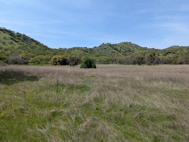 45288 Sand Creek Road, Yokuts Valley, CA 93675