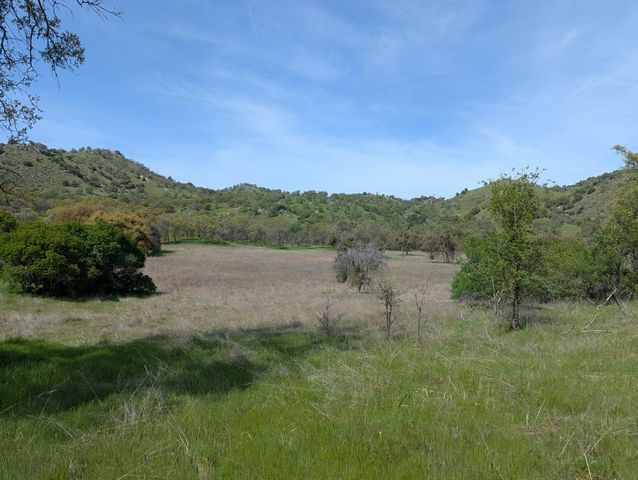 45288 Sand Creek Road, Yokuts Valley, CA 93675
