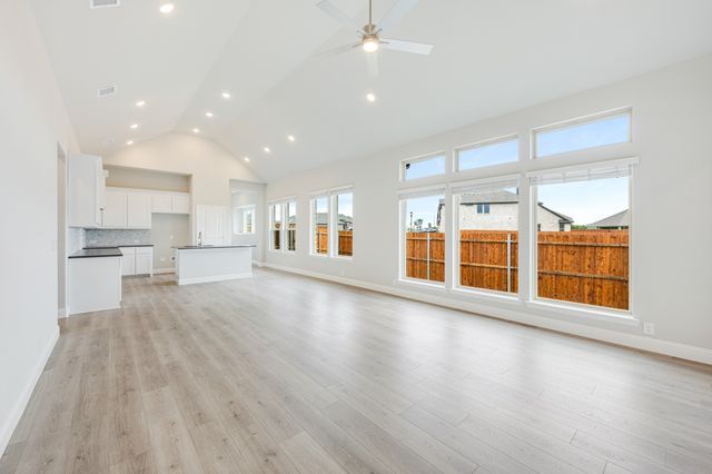 1005 River Oaks Drive, Godley, TX 76044