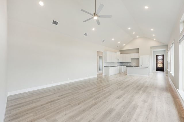 1005 River Oaks Drive, Godley, TX 76044