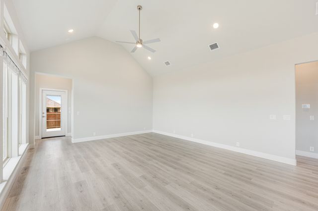1005 River Oaks Drive, Godley, TX 76044