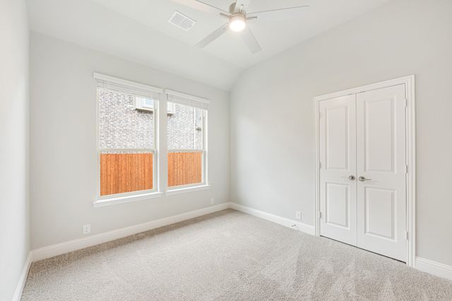 1005 River Oaks Drive, Godley, TX 76044
